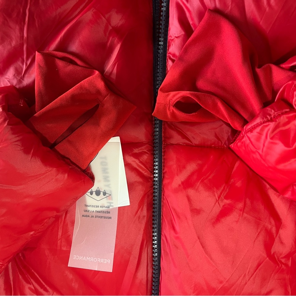 NWT Large Men’s Tommy Hilfiger Puffer Jacket - Picture 9 of 9
